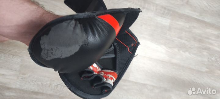 Боксерские перчатки б/у детские