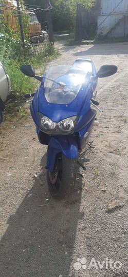 Yamaha YZF 1000R