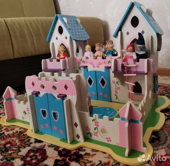 Игрушка Замок деревянный