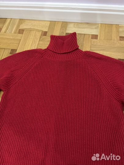 Свитер женский