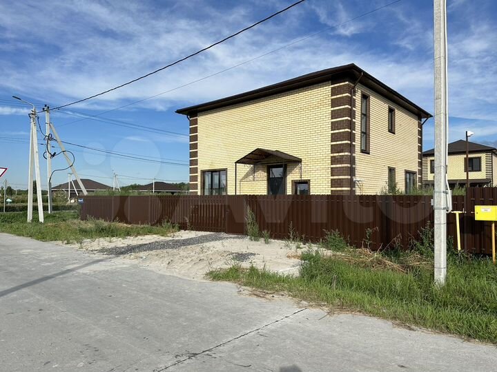 Дом 160 м² на участке 6,5 сот.