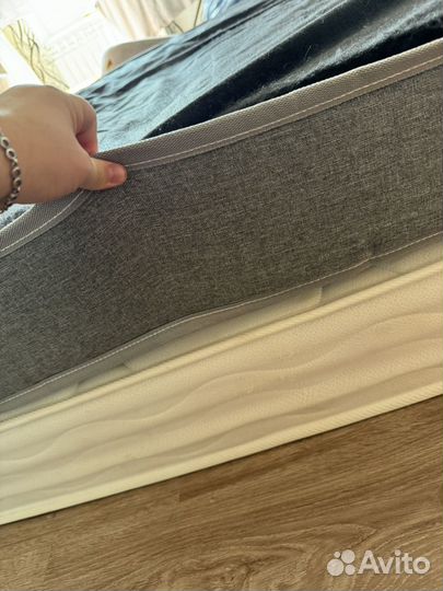 Матрас 180 200 бу