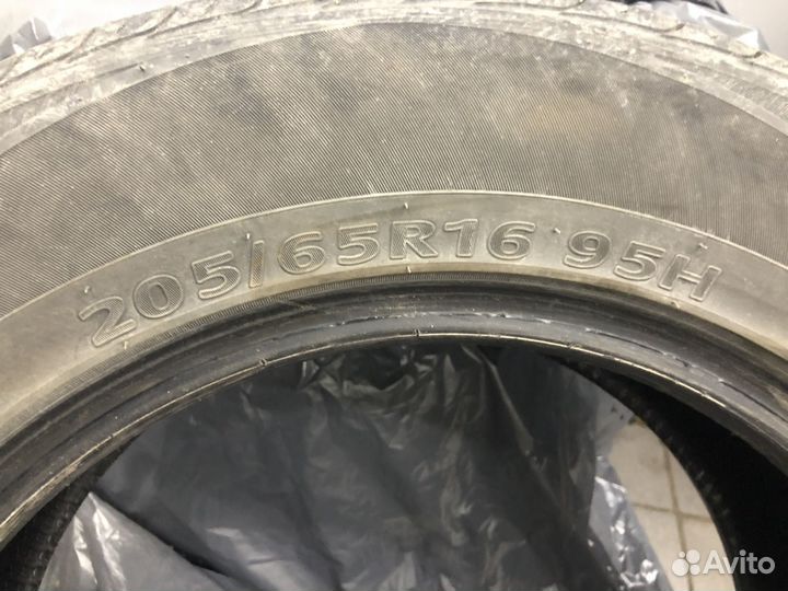 Kumho Solus SA01 Plus 205/65 R16 95M