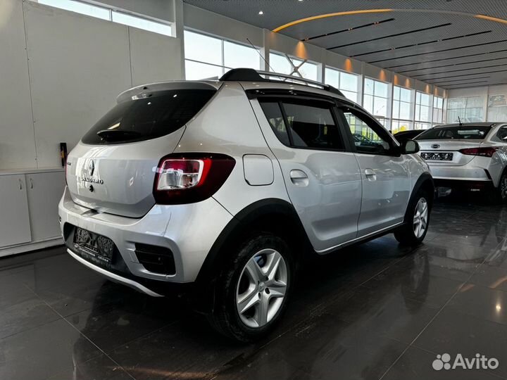 Renault Sandero Stepway 1.6 AT, 2018, 51 000 км