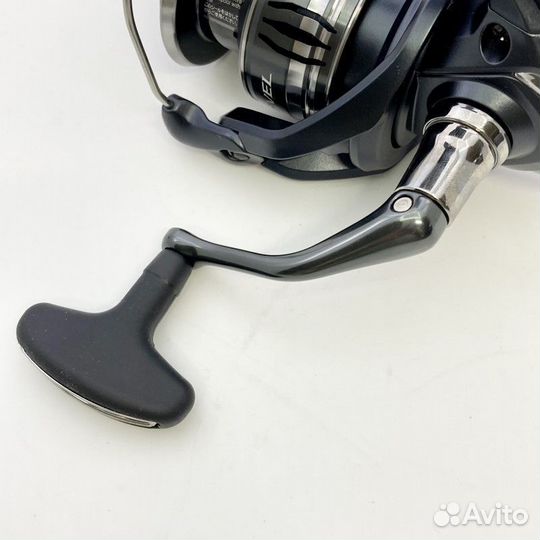 Катушка shimano 22 miravel 4000XG