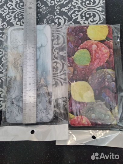 Чехлы на телефон