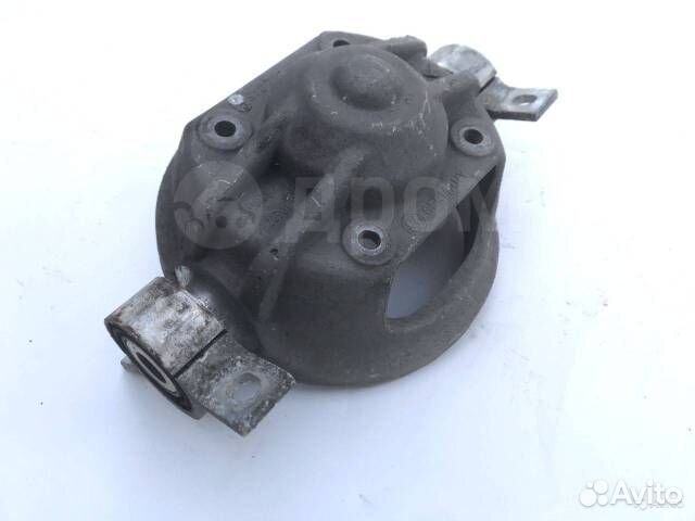 Кронштейн стойки Porsche Cayenne