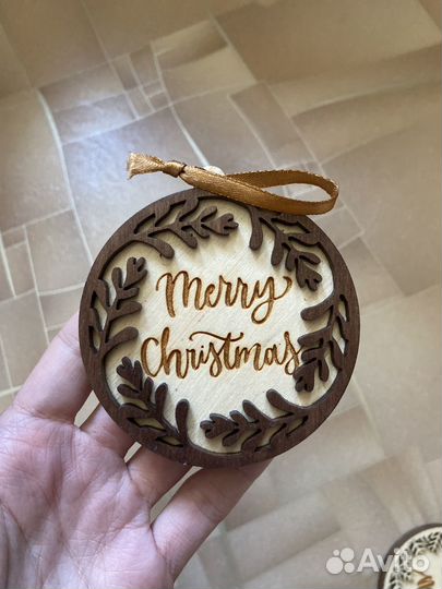 Елочные игрушки