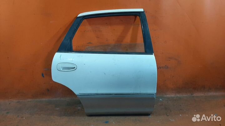 Дверь Toyota Avalon MCX10 (Заднее Правое)