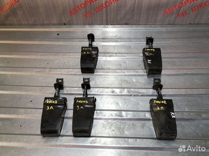 Ограничитель двери дверной Шкода Фабия 2