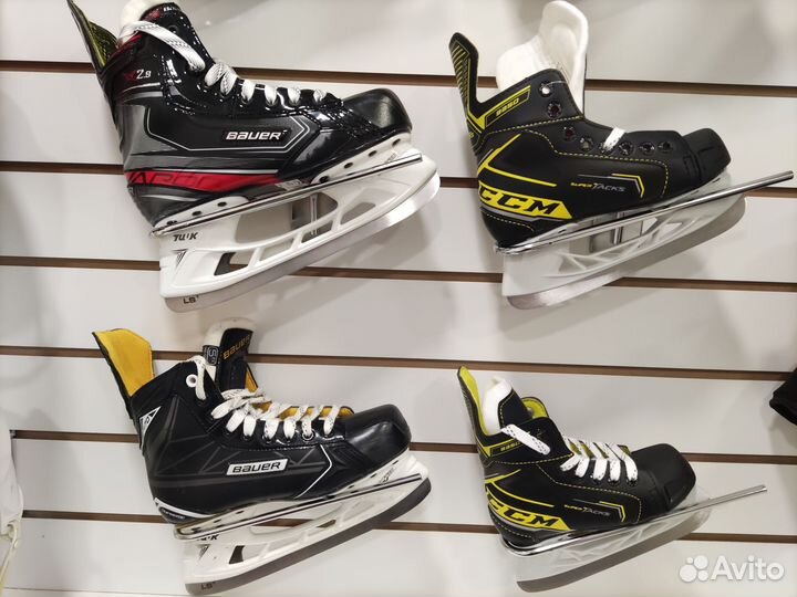 Коньки хоккейные. Разные размеры