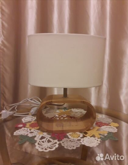 Лампа настольная