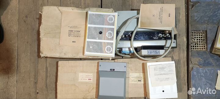 Извещатель охранно-пожарной поверхностный