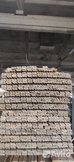 Плинтус напольный деревянный 20х70х2000