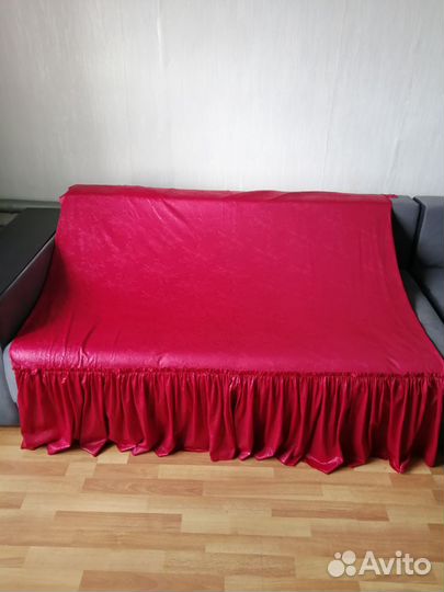 Шторы и покрывало