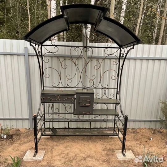 Мангал лофт с крышей