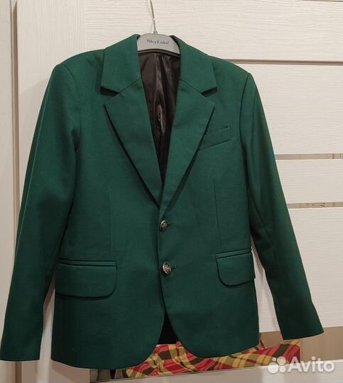 Зелёный школьный пиджак 122