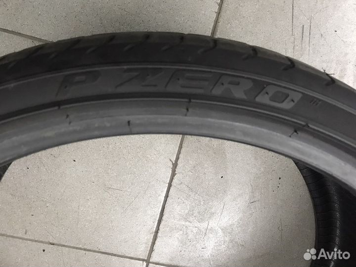 Pirelli P Zero 245/30 R20