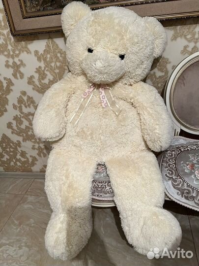 Плюшевый медведь