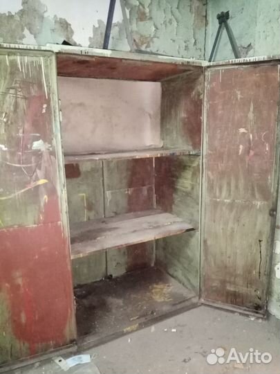 Шкаф металлический