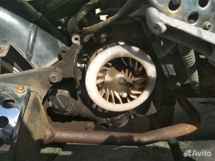 Скутер запчасть