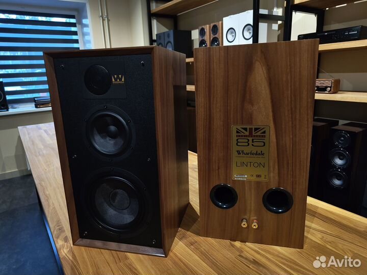 Wharfedale 85th Anniversary со стойками
