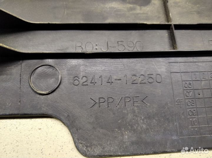 Обшивка стойки Corolla E15 2006-2013