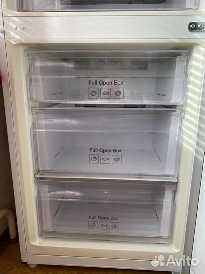 Холодильник samsung