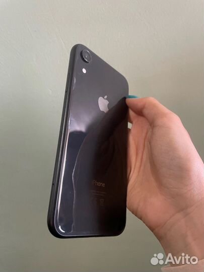 Телефон iPhone xr