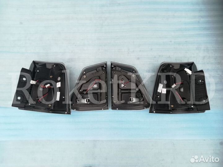 Фонари задние Toyota Land Cruiser 200 07-15 Белые