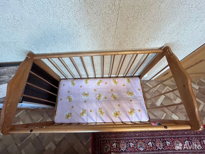 Детская кроватка