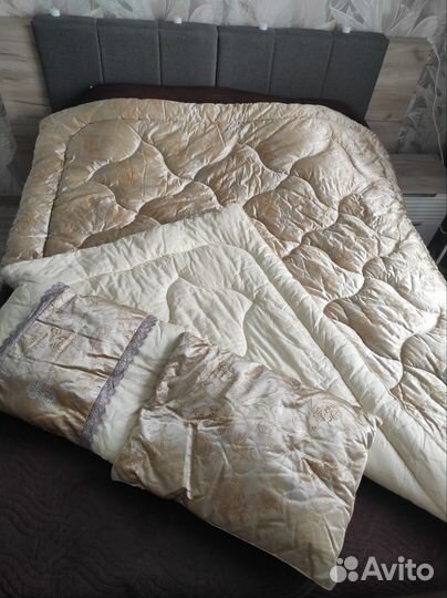 Набор одеяло с подушками