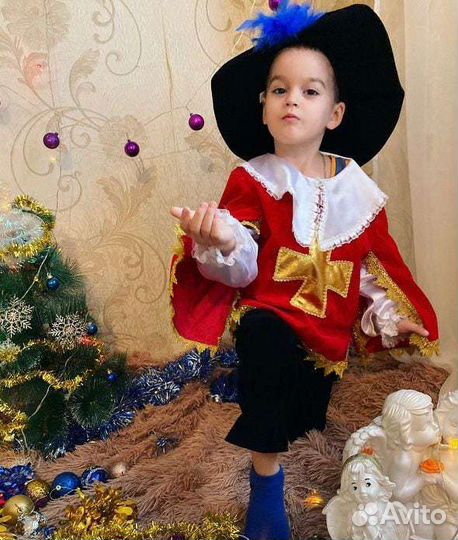 Прокат новогодних костюмов