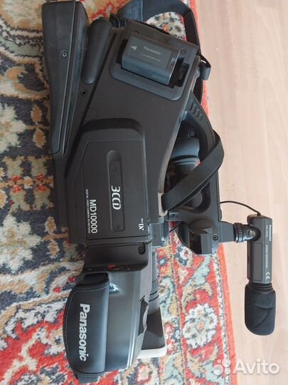 Видеокамера Panasonic NV - MD 10000