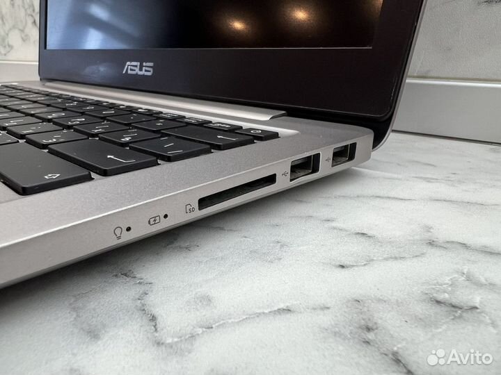 Ноутбук asus ZenBook (UX310UQ-FC518T) i3 7100U