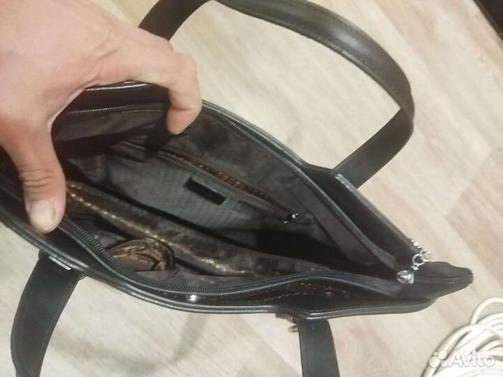 Женская сумка (деловая)