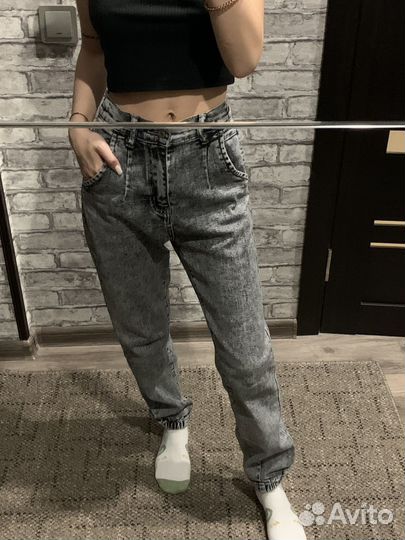 Джинсы