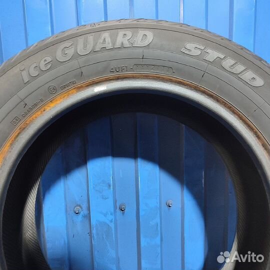 Yokohama Ice Guard IG35 215/60 R16