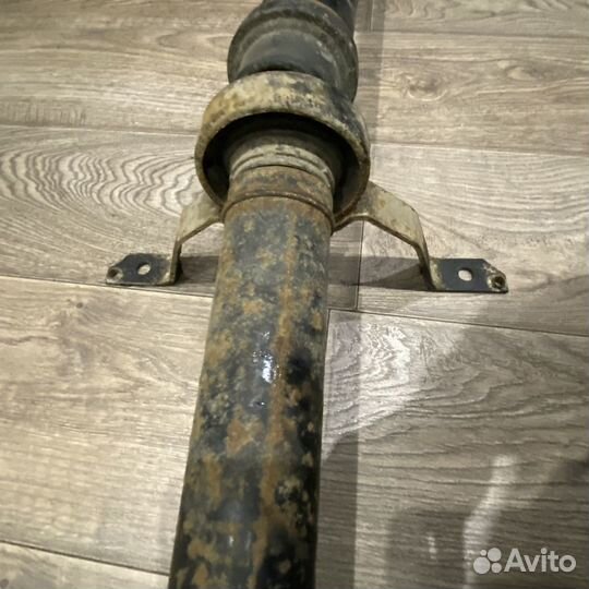 Карданный вал Audi A8