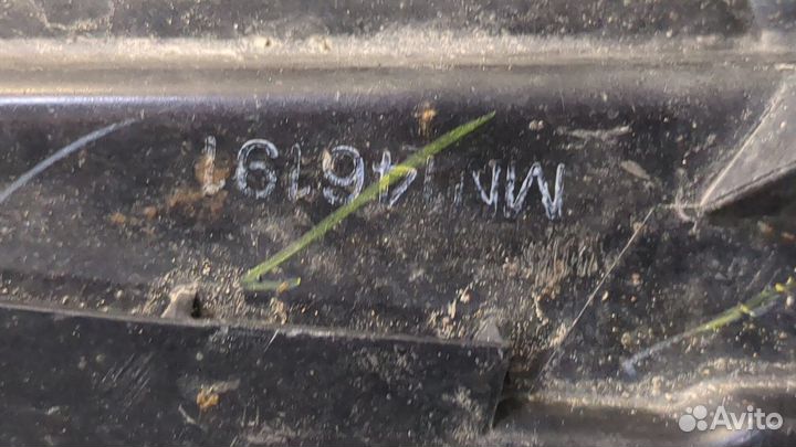 Фара (передняя) Mitsubishi L200, 2009