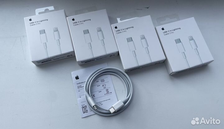 Зарядка на iPhone шнур