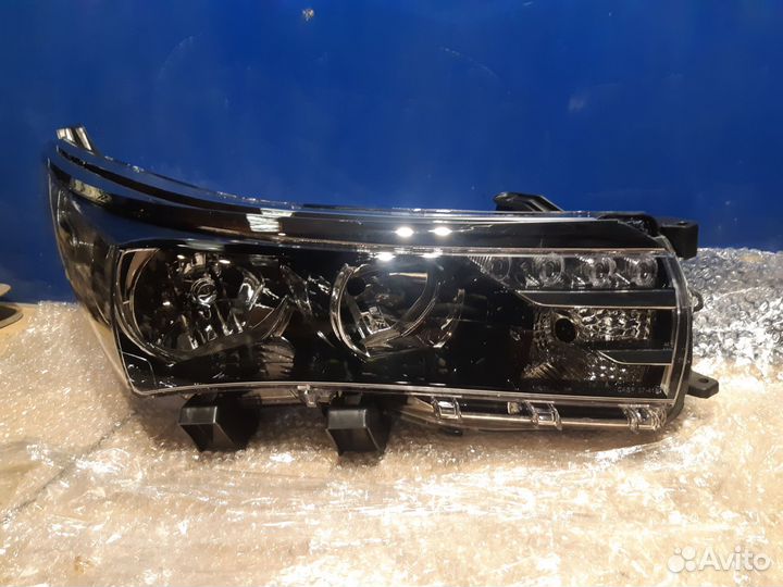 Фара левая Toyota Corolla 180 2013-2016