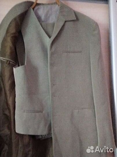 Мужской костюм