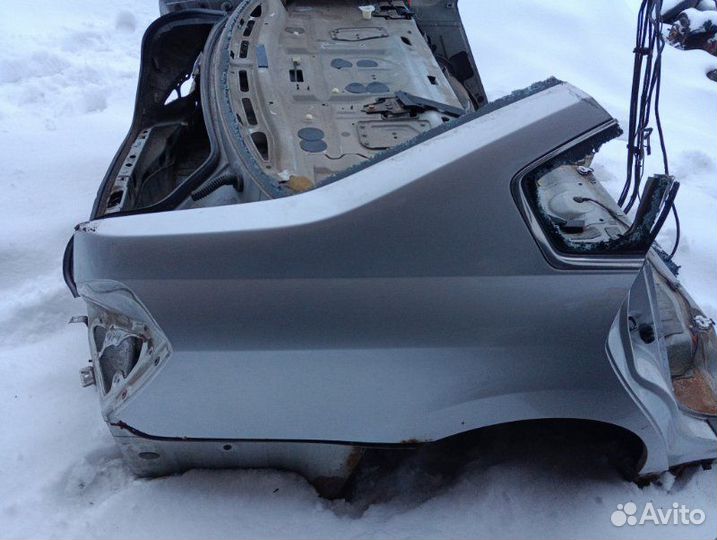 Б/У Б/У Коррозия, Четверть задняя правая, лонжерон