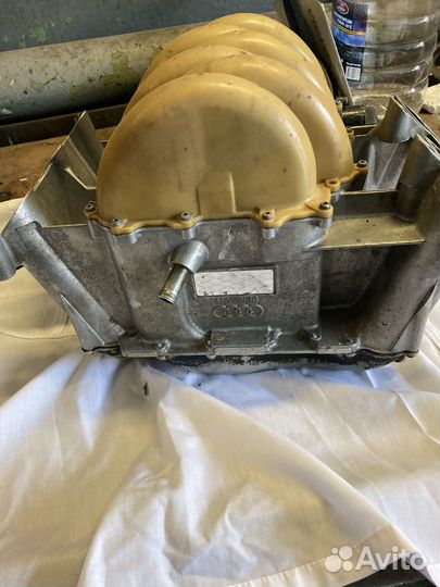 Впускной коллектор audi