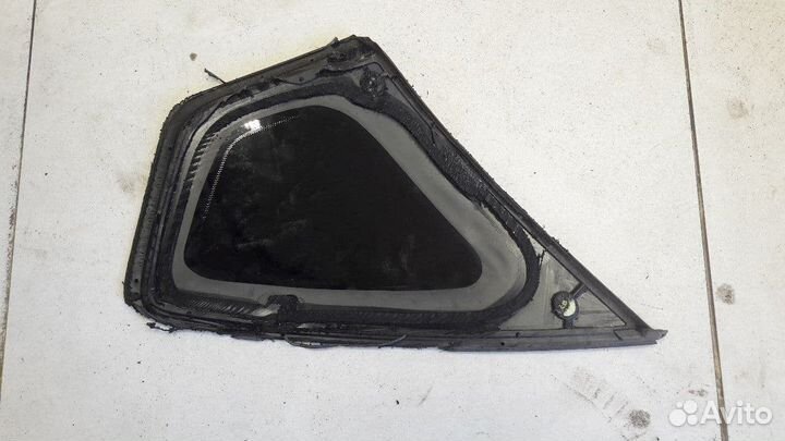 Стекло кузовное правое Nissan Teana