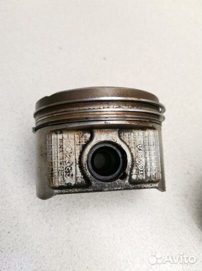 Поршень Toyota Rav4 ACA20W 1azfse