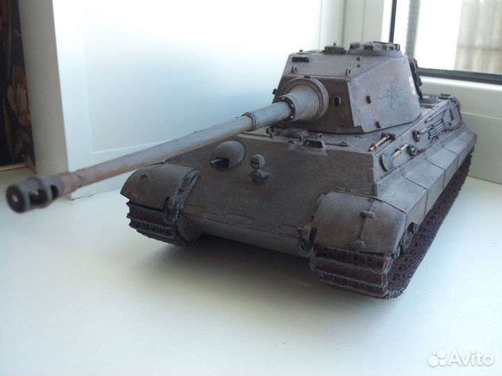 Модель танка Т6 King Tiger масштаб 1-35