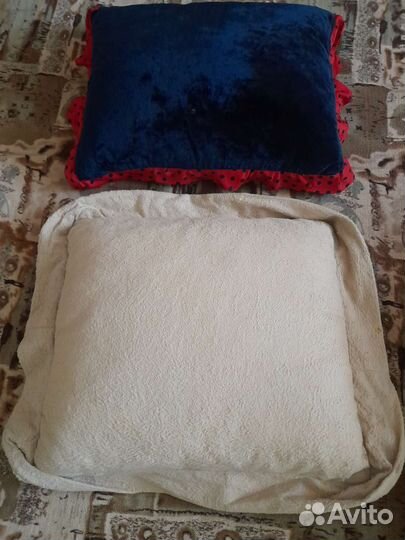 Диванные подушки и подушки для сдениян