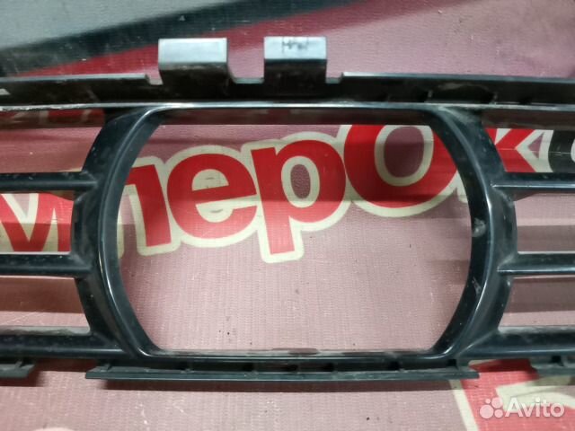 Решетка бампера передний BMW 5-Series